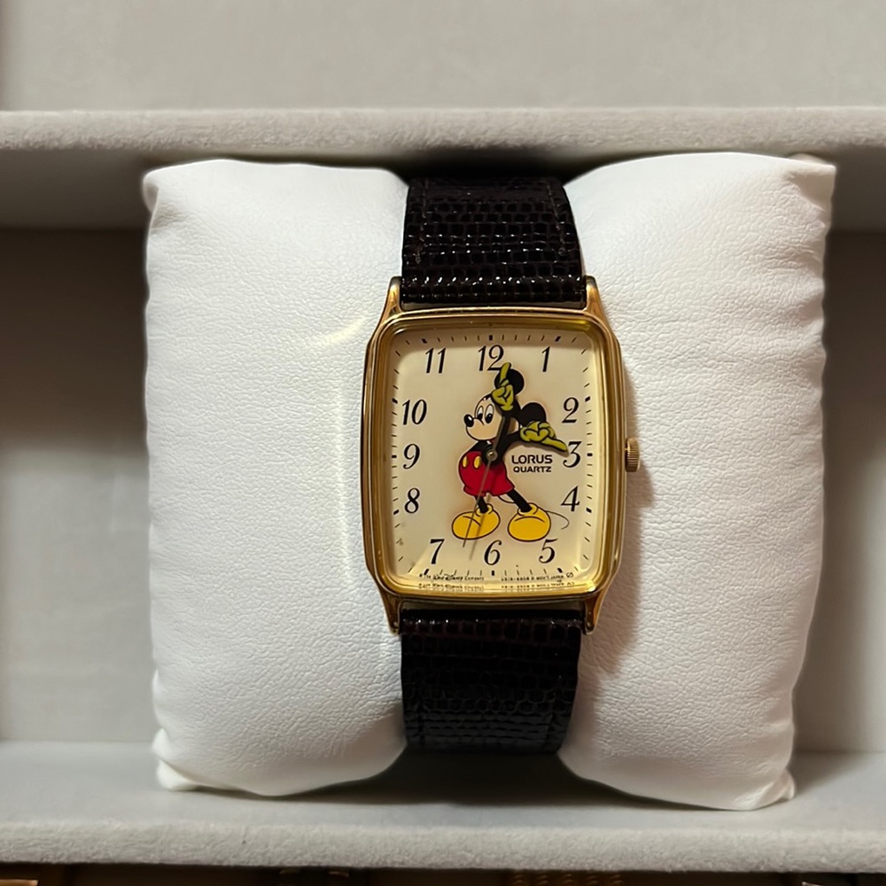 Mickey Mouse Watch Lorus Seiko
